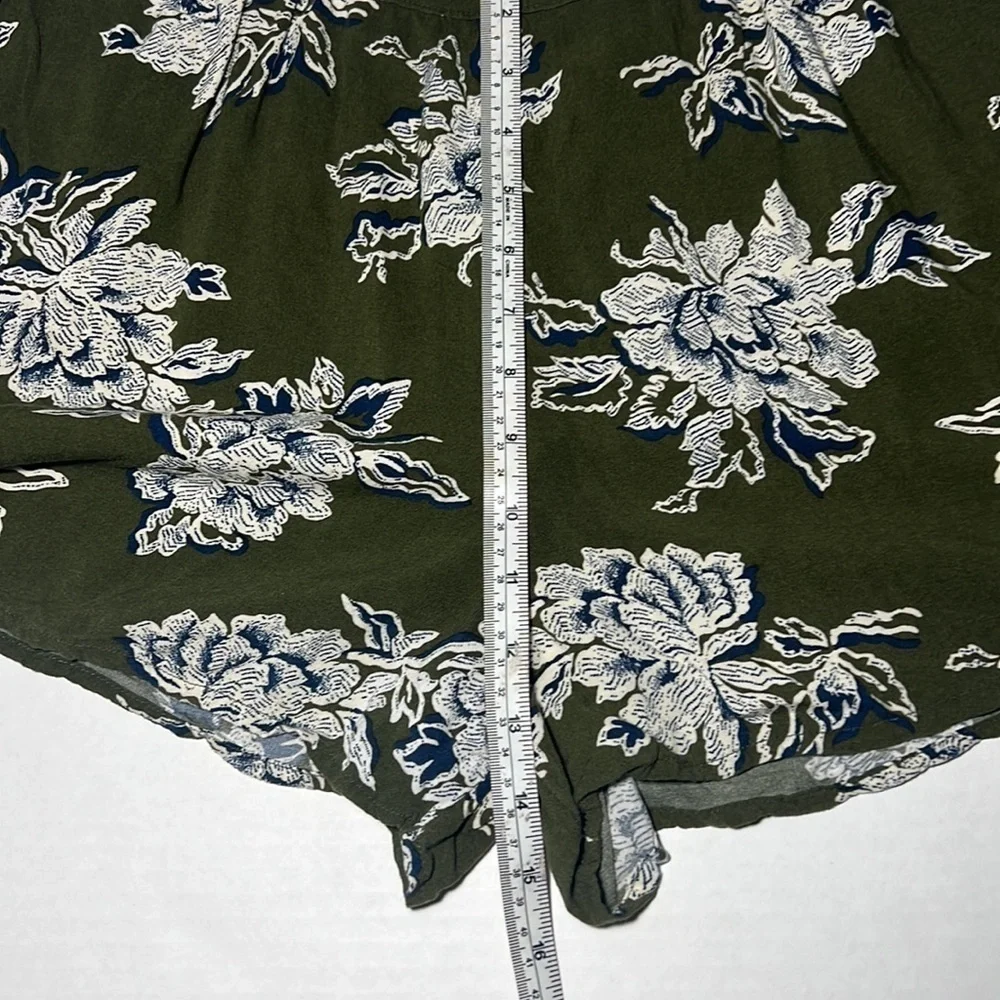 Abercrombie & Fitch Women's Shorts Lot Of 2 Drawstring Pull On Sz M Blue/Green - Picture 15 of 17